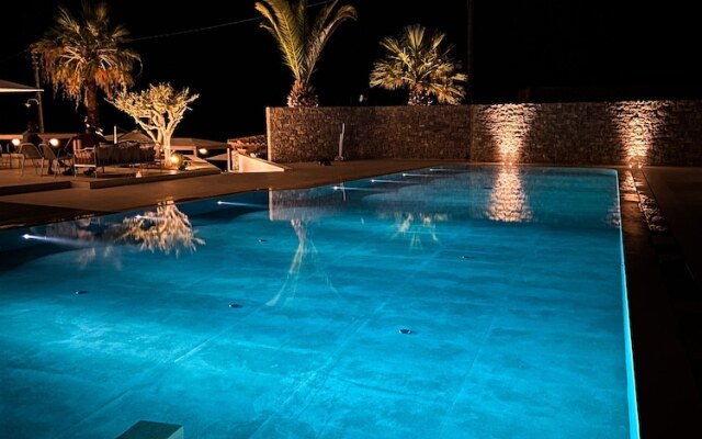 PHEIA, Vriniotis Resorts