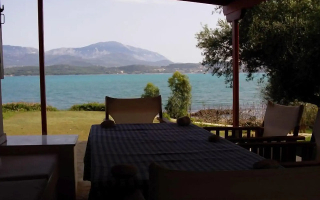 Alekos Beach Houses-Nisos