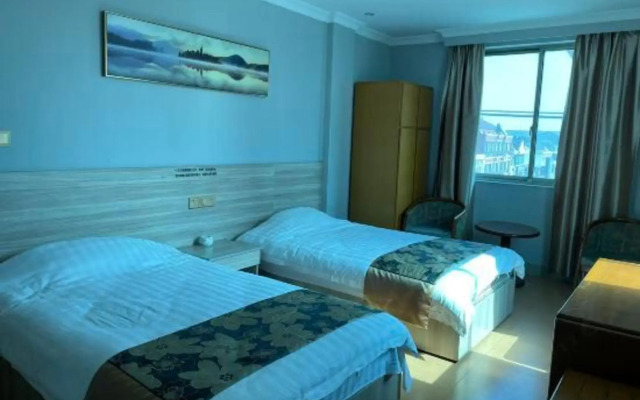 Huguang Hostel