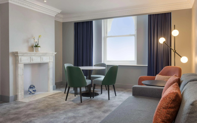 DoubleTree by Hilton Brighton Metropole