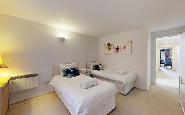 Point West Apartments - South Kensington