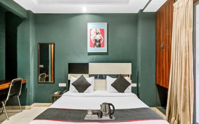 Qotel Hotel Church House Rohini Sector15