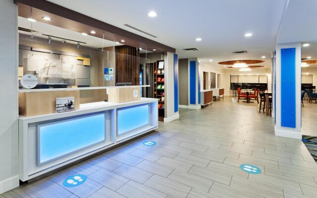 Holiday Inn Express & Suites Rome-East, an IHG Hotel