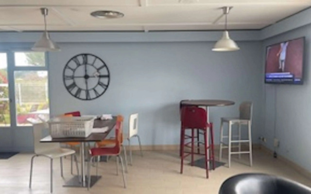 Kyriad Direct Montpellier St Jean de Vedas – La Peyrière
