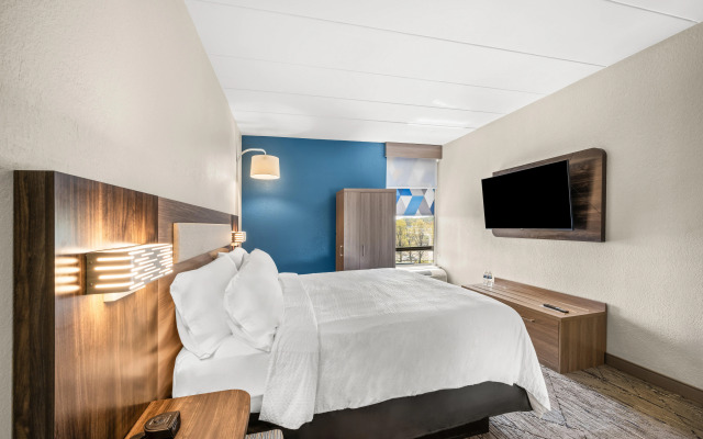 Holiday Inn Express Boston North-Woburn by IHG