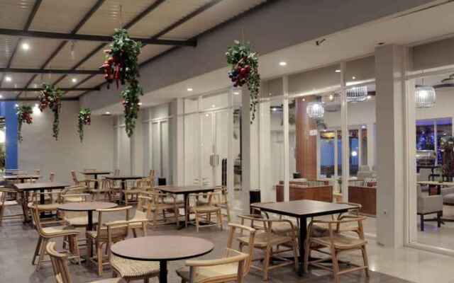 Palu Golden Hotel
