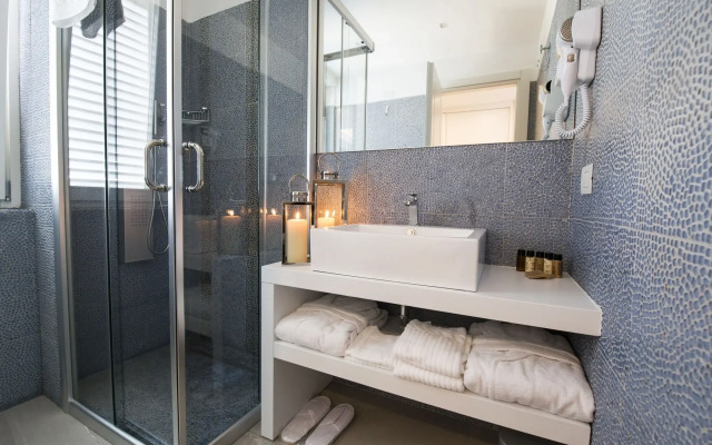 Bianco Riccio Suite Hotel