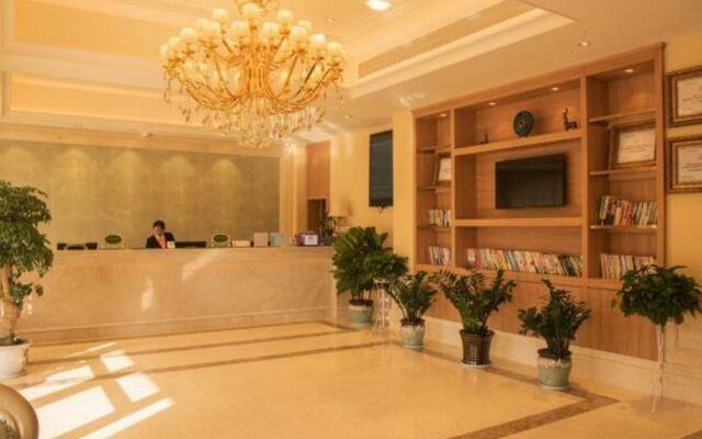 Vienna 3 best hotel (Tongshan county government)