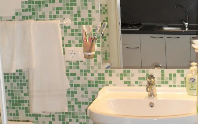 Lamperini Little House