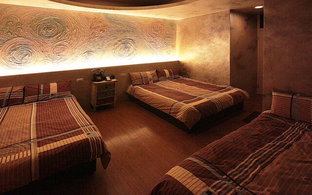 3D Sunflower Embossed B&B