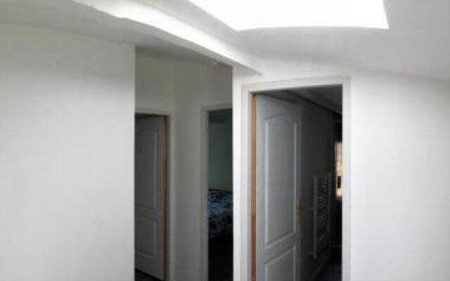 Maison neuve au pied des vignes