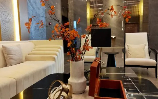 Venus Royal Hotel