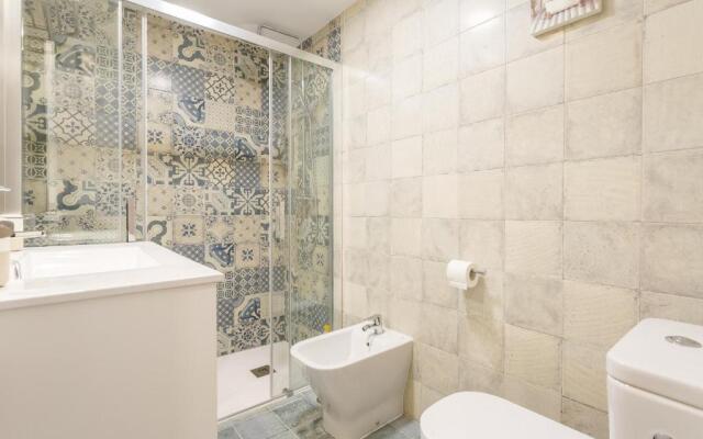 Apartamentos LOTO y LIZ by Cadiz4Rentals