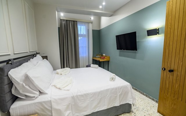 Belle Athenes - Luxury Rooms at Monastiraki Railway Station
