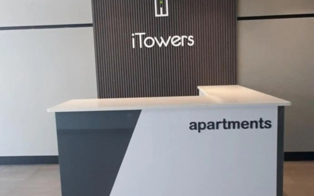 Urban Awe Apartment: iTowers 21st Floor