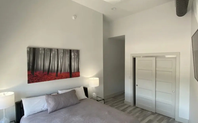 The Flatts at North Shore