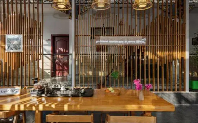 Light and Shadow Movie Hotel