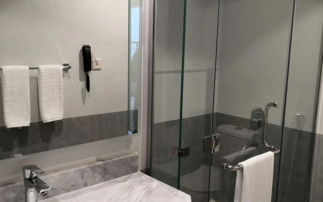 Holiday Villa Hail Hotel