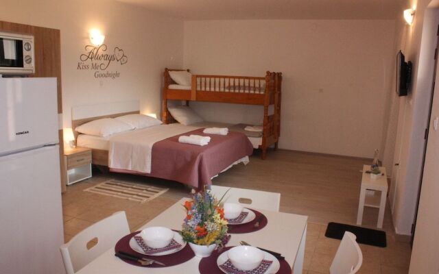Apartments Blato-M