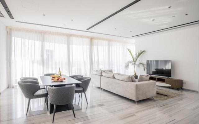 360 Nicosia-3 bedrooms Exclusive Panoramic View Residence