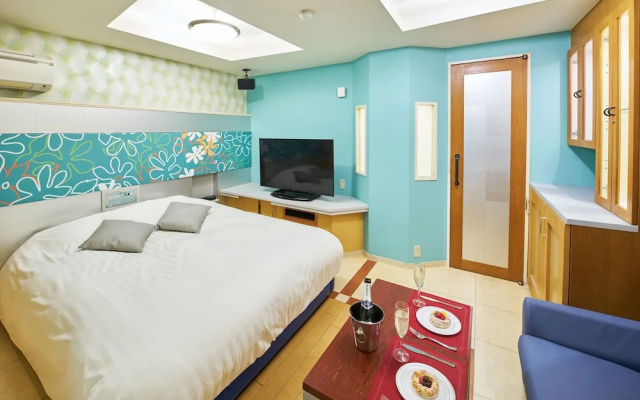 Hotel AQUA Blue Yokosuka - Adults Only