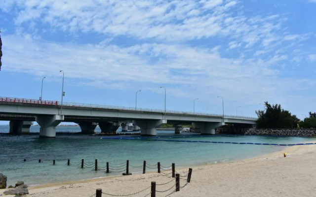 GEORGE HOUSE in Tsuji