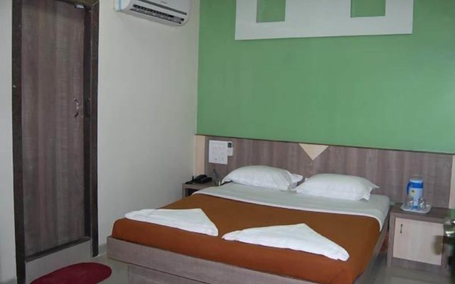 Hotel Galaxy Residency