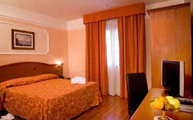 Quintessentia Hotel Gold
