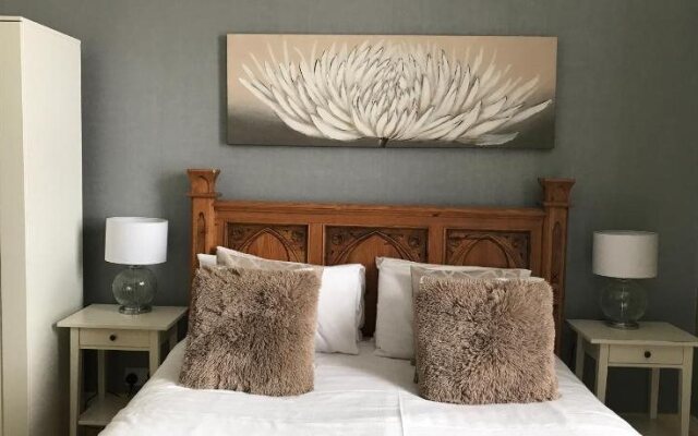 No11b Boutique Rooms