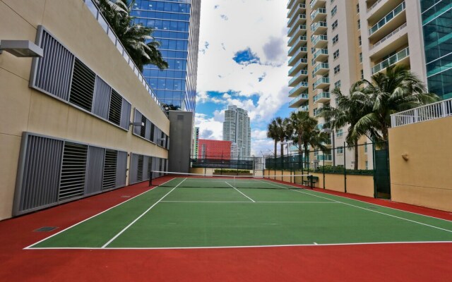 One Broadway Brickell Apartments by NUOVO