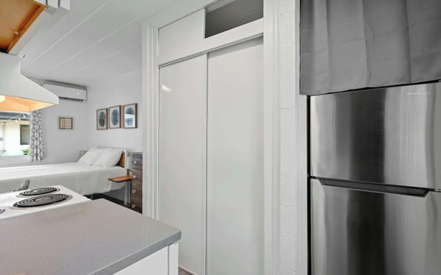 Chic City Retreat 93H