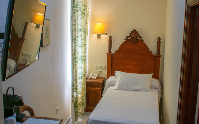Hotel Playa De Regla