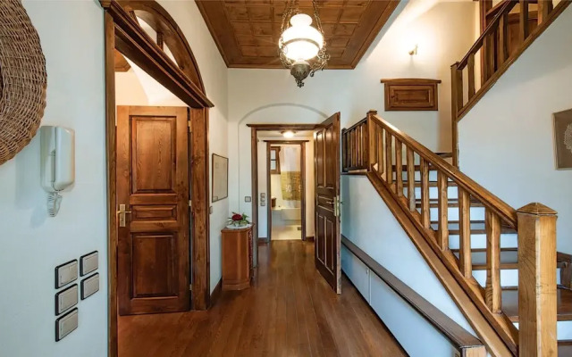 The Fountainhead Historic Chalet By JJ