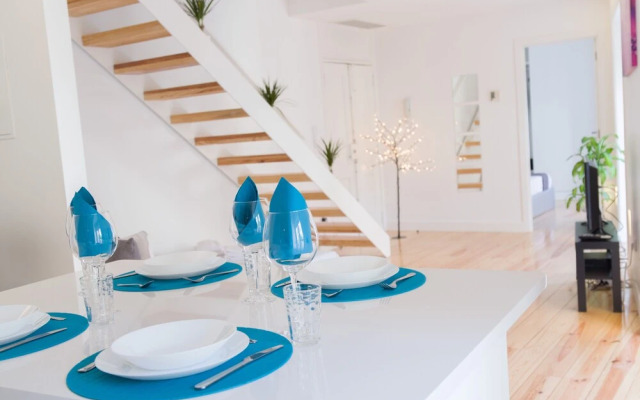 Penthouse Duplex in Alfama with Ac