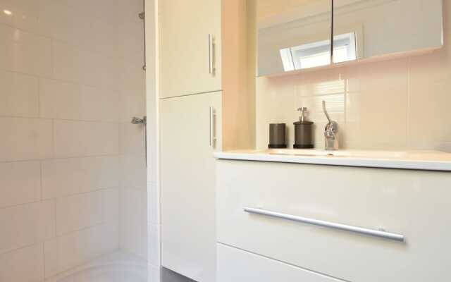 Modern Holiday Home in Wolphaartsdijk With Private Garden