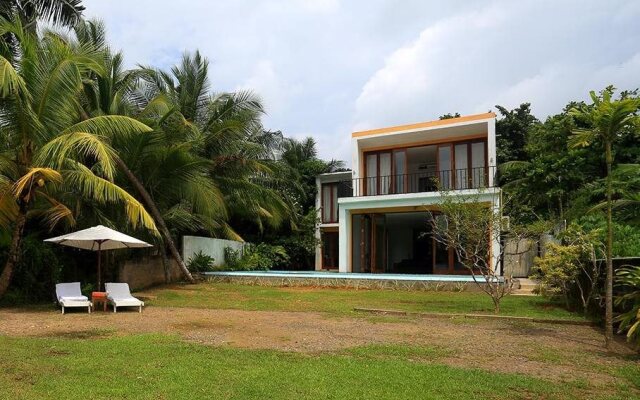 Blue Mangrove Villa Bentota