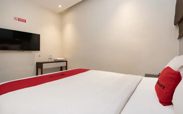 RedDoorz Plus @ Uno Jalan Merak Samarinda