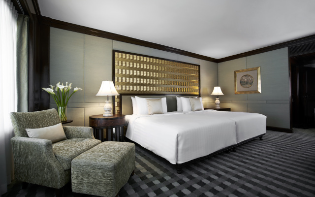 Anantara Siam Bangkok Hotel