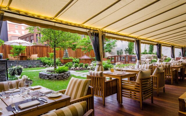 The Ritz-Carlton, Montréal