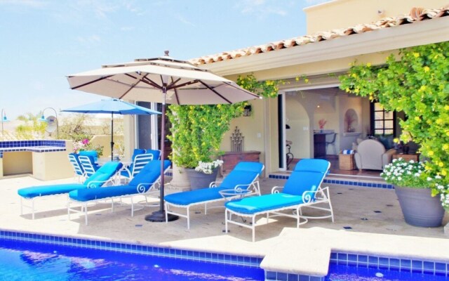 Casa Stamm, Hacienda-style Home Perfect for Families at Special Discounted Rate!