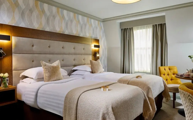 Bridge House Hotel - Leisure Club & Spa