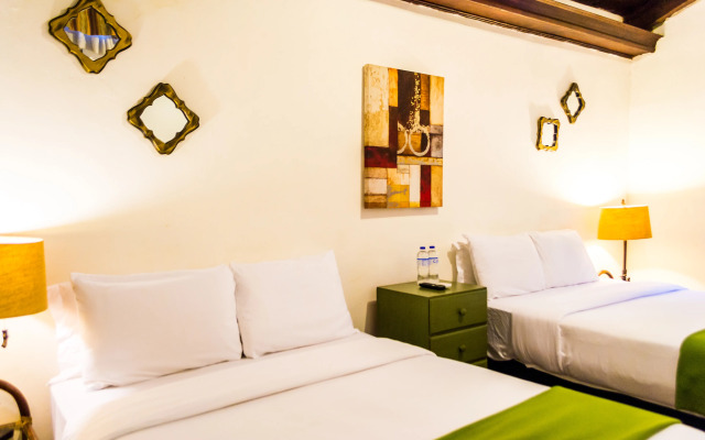 El Carmen Hotel