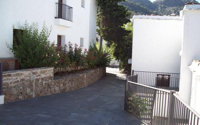 Villa Turistica de Bubion