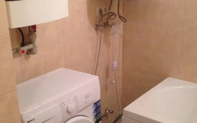 На Взлетной