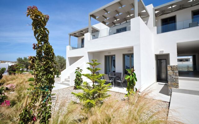 Paros Gem