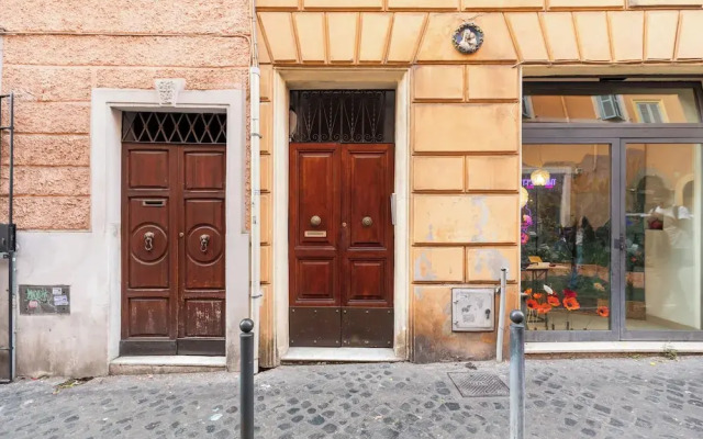 Monti  Apartments