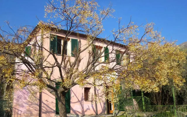 Casa Vacanze "Il Carrugio"