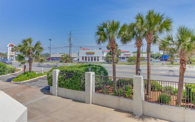 Aqua Vista Condominiums