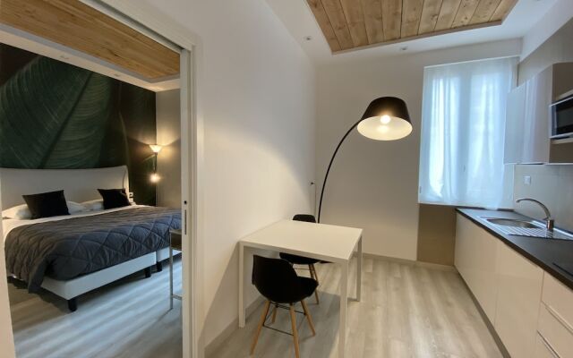 Bed  Breakfast White