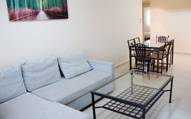 Apartamentos Alcala Blau 3000